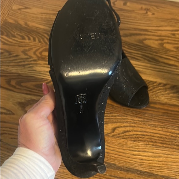 Vaneli Black Heels with Open Toe and Slingback Design - Picture 3 of 7